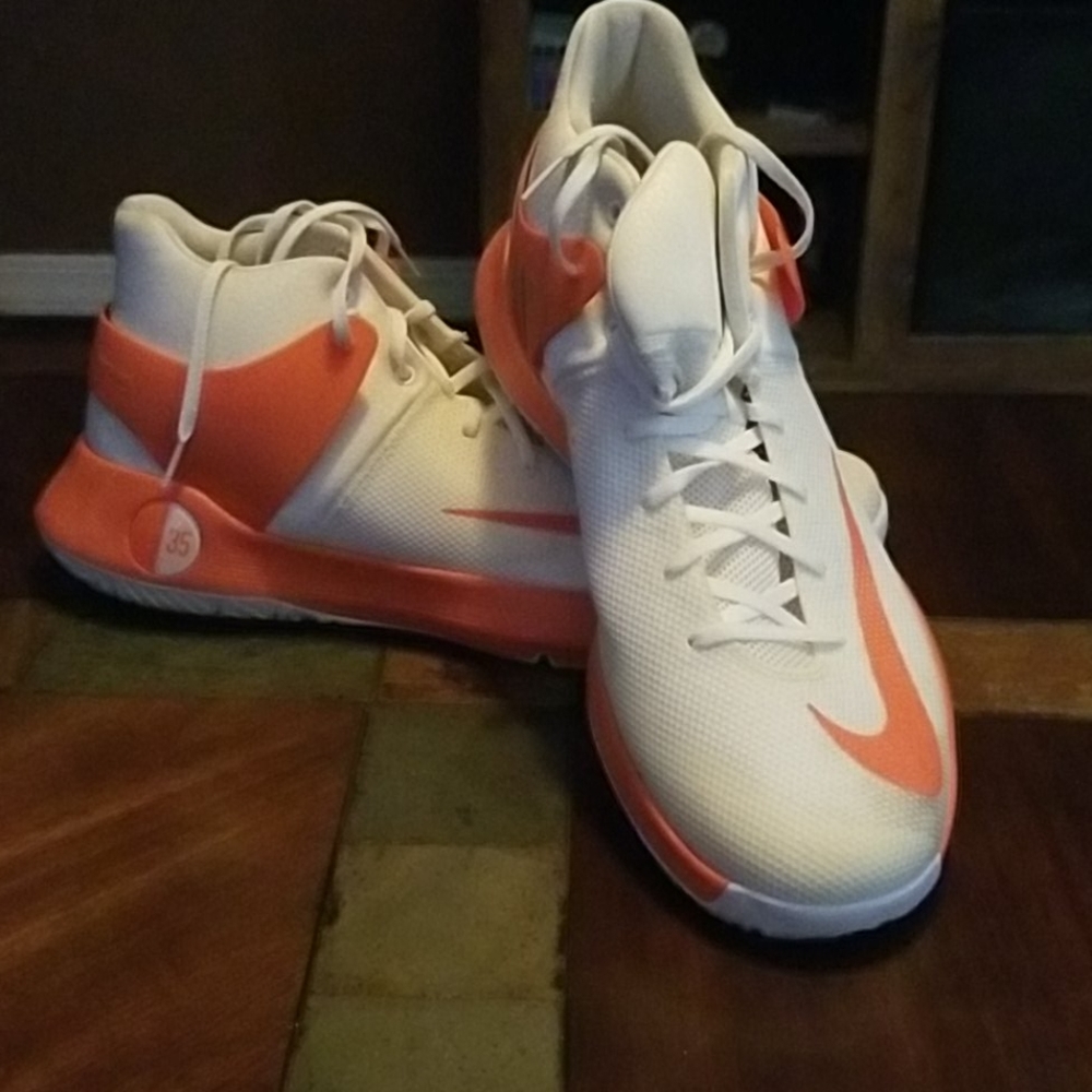KD Trey 5V